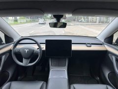 Tesla Model Y Rear-Wheel Drive - ფოტო 9
