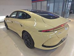 IM Motors Zhiji L6 2024 Max Ultra Performance Edition - ფოტო 4