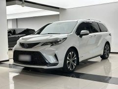 Toyota Grevias 2.5L Hybrid Premium Plus Edition - ფოტო 1