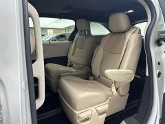 Toyota Grevias 2.5L Hybrid Premium Plus Edition - ფოტო 11