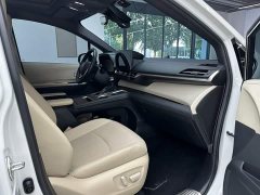 Toyota Grevias 2.5L Hybrid Premium Plus Edition - ფოტო 14