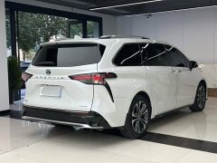 Toyota Grevias 2.5L Hybrid Premium Plus Edition - ფოტო 20