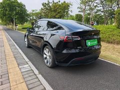 Tesla Model Y 2022 Facelift Rear-Wheel Drive - ფოტო 14