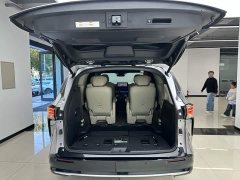 Toyota Sienna 2.5L Hybrid Premium Luxury Edition - ფოტო 16