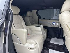 Toyota Sienna 2.5L Hybrid Premium Luxury Edition - ფოტო 5