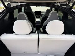 Tesla Model Y L 2025 Long Range All-Wheel Drive - ფოტო 12