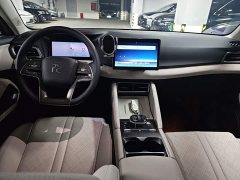 BYD Yuan UP 401KM Vitality Edition - ფოტო 9