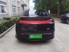Tesla Model Y Rear-Wheel Drive Launch Edition - ფოტო 5