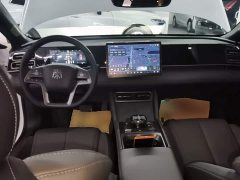 BYD Qin L DM-i Smart Drive Edition 120KM Superior - ფოტო 9