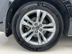 Toyota Sienna 2.5L Hybrid AWD Premium - ფოტო 13