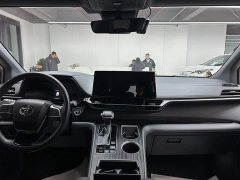 Toyota Sienna 2.5L Hybrid AWD Premium - ფოტო 14