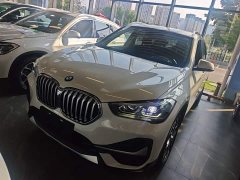 BMW X1 sDrive20Li Premium - ფოტო 1