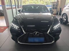 Lexus ES 200 Premium Edition - ფოტო 2