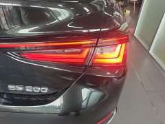 Lexus ES 200 Premium Edition - ფოტო 7