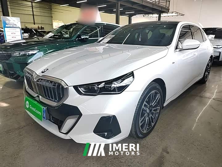 BMW 5 Series 525Li M Sport Package - ავტომობილი ჩინეთიდან