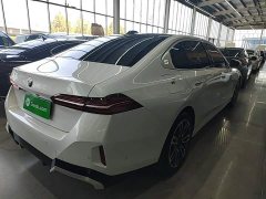 BMW 5 Series 525Li M Sport Package - ფოტო 6