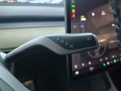 Tesla Model Y Performance All-Wheel Drive - ფოტო 13