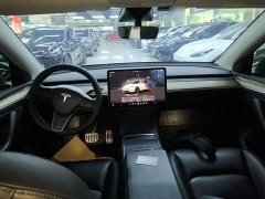 Tesla Model Y Performance All-Wheel Drive - ფოტო 9