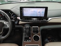 Toyota Gravia 2.5L Hybrid Premium Welfare Plus Edition - ფოტო 12