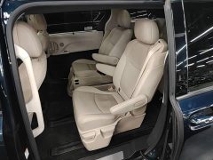 Toyota Gravia 2.5L Hybrid Premium Welfare Plus Edition - ფოტო 16