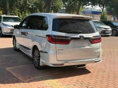 Honda Odyssey 2.0L e:HEV Luxury - ფოტო 13