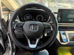 Honda Odyssey 2.0L e:HEV Luxury - ფოტო 17