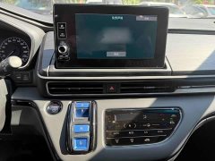 Honda Odyssey 2.0L e:HEV Luxury - ფოტო 9