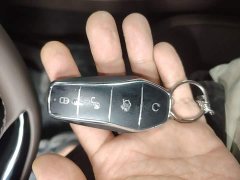 BYD Han DM-i 121KM Respect Edition - ფოტო 7