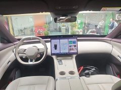 Xiaomi YU7 Four-Wheel Drive Pro - ფოტო 9