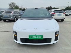 Li Auto i6 Four-Wheel Drive Standard Edition - ფოტო 2