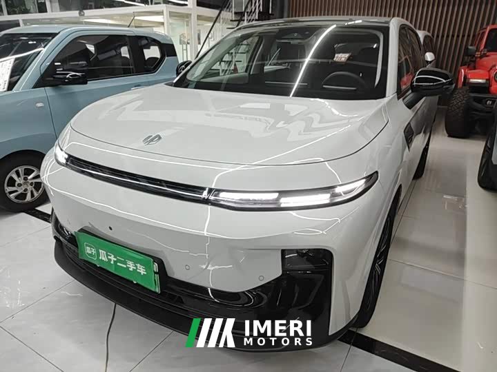 Leapmotor B10 510 Pleasure Edition - ავტომობილი ჩინეთიდან