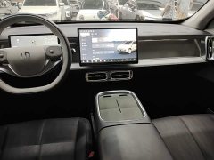 Leapmotor B10 510 Pleasure Edition - ფოტო 13