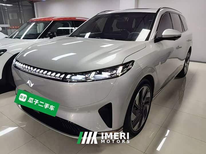 Dongfeng eπ008 210Ultra Ruoyi Edition 5-seater