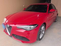 Alfa Romeo Giulia 2022 2.0T 280HP Ti Driving Control Edition - ფოტო 1