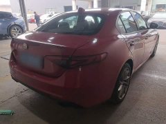 Alfa Romeo Giulia 2022 2.0T 280HP Ti Driving Control Edition - ფოტო 6