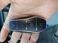 BYD Song Plus New Energy DM-i 110km Flagship Honors Edition - ფოტო 8