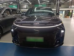 Li Auto L6 2024 Pro - ფოტო 2