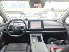 Leapmotor C16 Pure Electric 520 Deluxe Edition - ფოტო 9