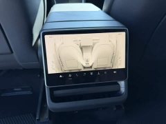 Tesla Model Y Rear-Wheel Drive - ფოტო 11