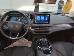 FAW Red Flag E-QM5 Facelift Base Mobility Edition - ფოტო 12