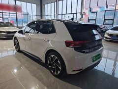 Volkswagen ID.3 Outstanding Edition - ფოტო 4