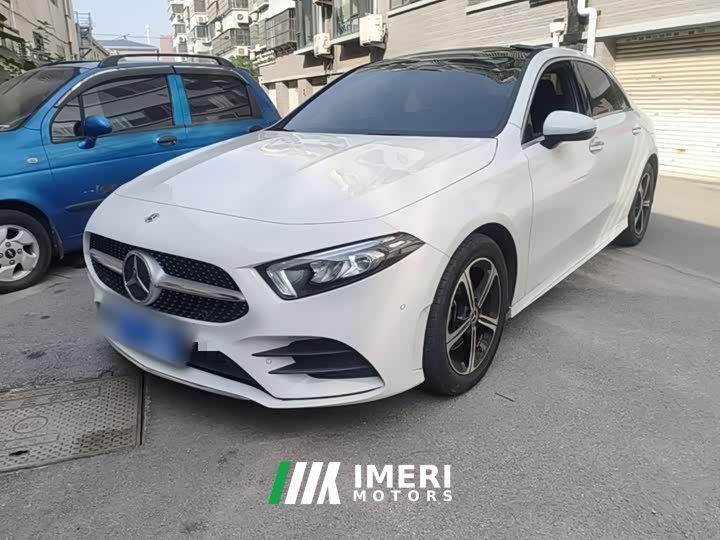 Mercedes-Benz A-Class Facelift A 200 L Sport Sedan Fashion Edition