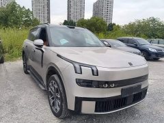 Lynk & Co Geely Lynk & Co 900 1.5T Ultra 6-Seater - ფოტო 3