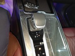 FAW Red Flag HS5 2.0T AWD Flagship Pro - ფოტო 13