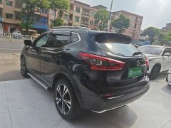 Nissan Qashqai 2.0L CVT Luxury - ფოტო 4