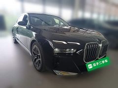 BMW 7 Series 2023 735Li M Sport Package - ფოტო 5