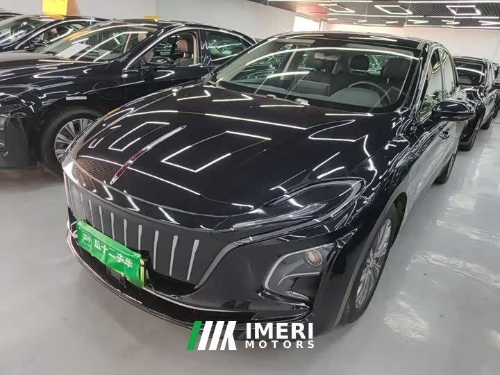 FAW Hongqi E-QM5 500km Travel Edition