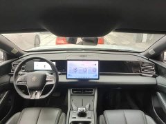 BYD Qin L DM-i 80KM Excellence Edition - ფოტო 9