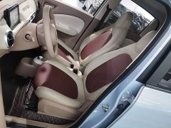 Wuling Hongguang MINIEV Fourth Generation Four-Door Advanced Edition - ფოტო 14