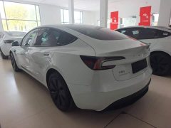 Tesla Model 3 Rear-Wheel Drive - ფოტო 4